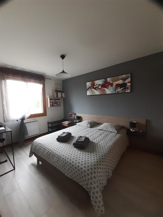 Chambre D'Hote Le Bois Joli Brains Bagian luar foto